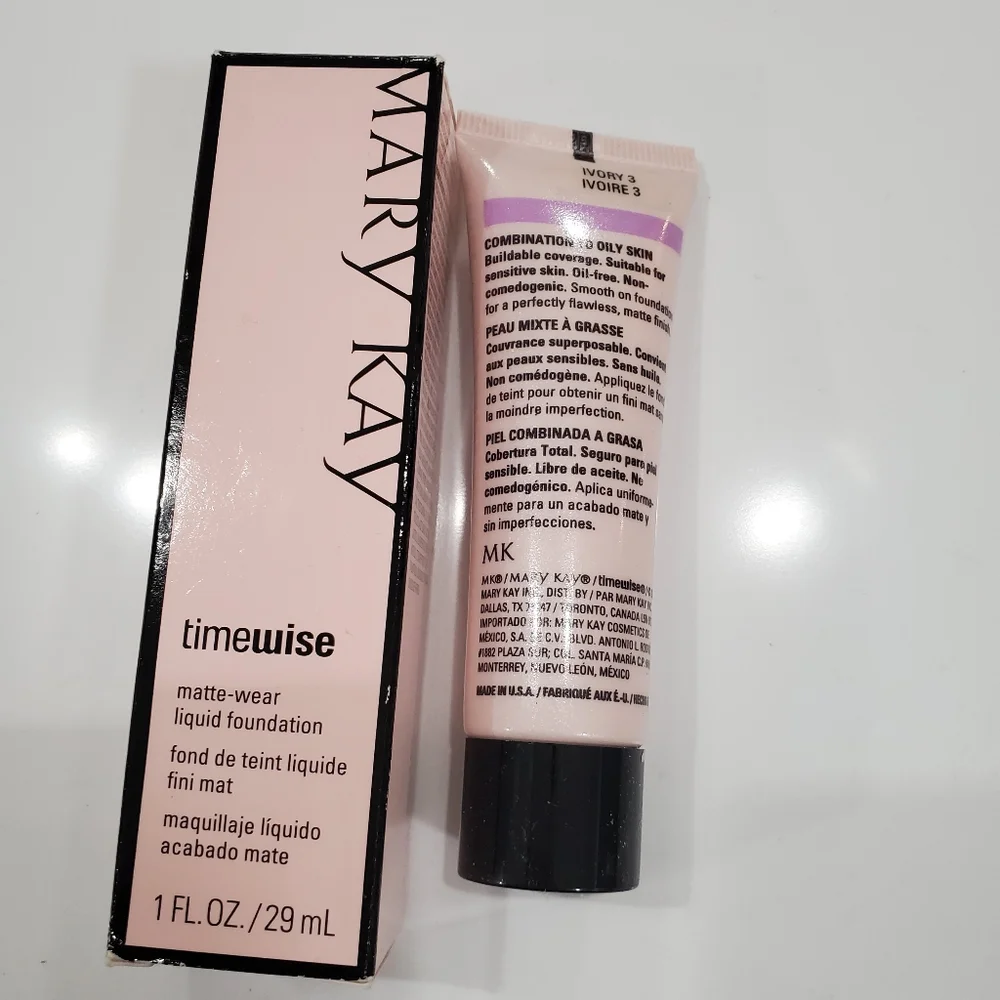 Mary Kay Timewise Foundation Ivory 3 combination- oily formula nib